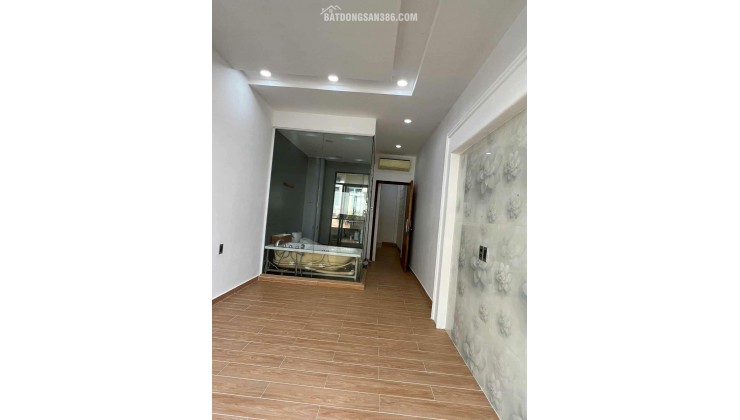 Cần bán nhà hểm xe hơi Cách Mạng Tháng 8 Quận 3 giá 8,99 TỶ